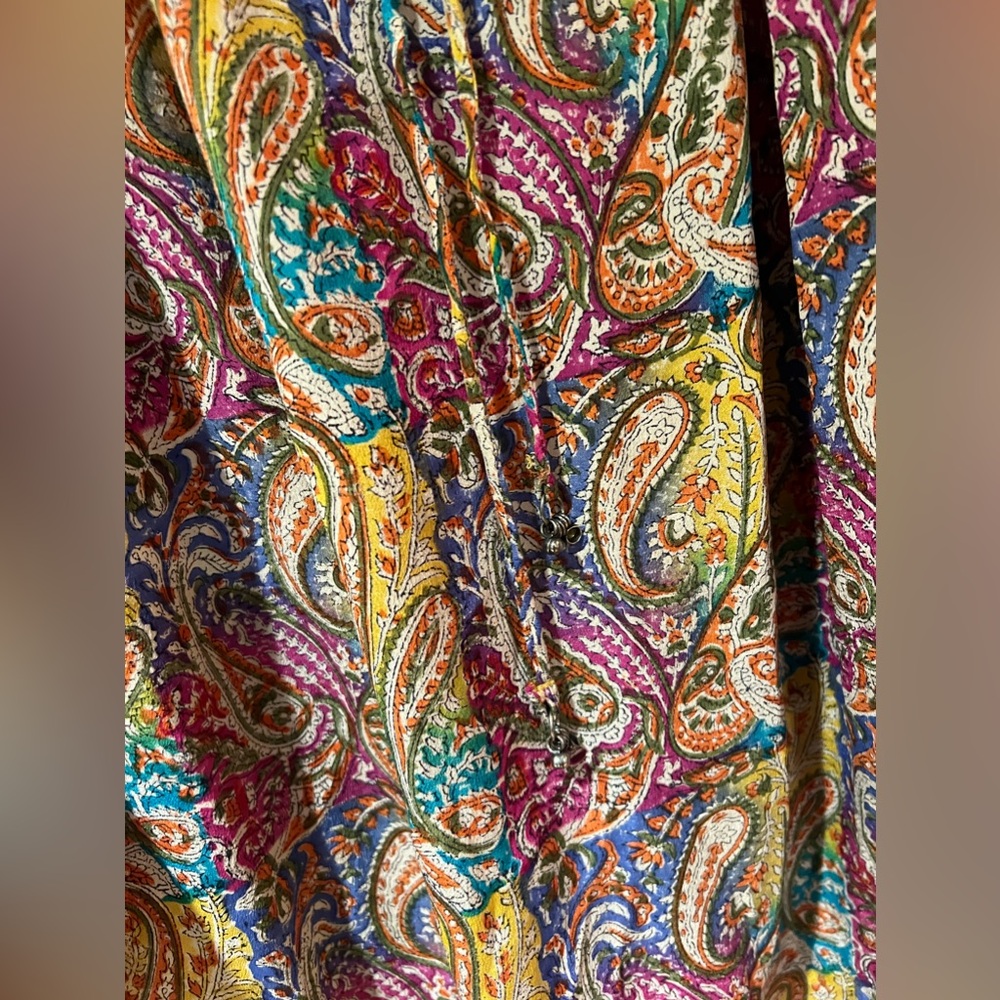 Tolani Silk Ruffled Split V-Neck w/ Ties & 3/4 Flutter Sleeves Paisley Blouse XS - Picture 5 of 11